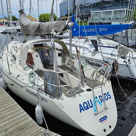 Bateau-hôtel Boat House